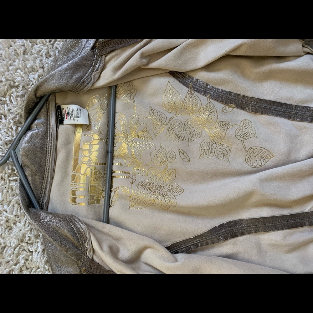 Women’s jacket - Picture 2 of 3